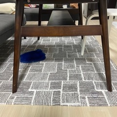 ダイニングテーブルの画像