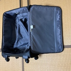 スーツケースの画像