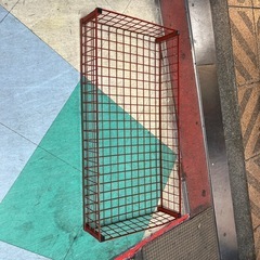 ベッド下　ラック　赤