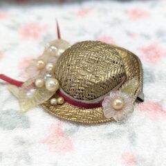 ☆ピンブローチ　帽子　中古品　の画像