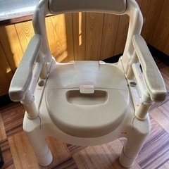ポータブルトイレ