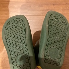 カーキ色⭐︎長靴16センチの画像