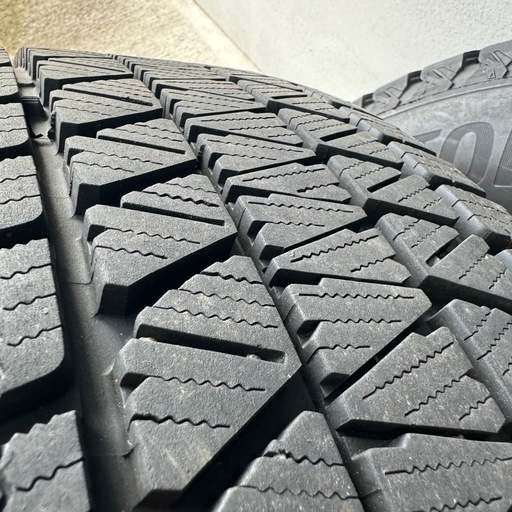スタッドレスタイヤホイールブリヂストンブリザックDMV3 225/65R17