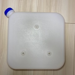 【FFヒーター用】10リットル　燃料タンクの画像
