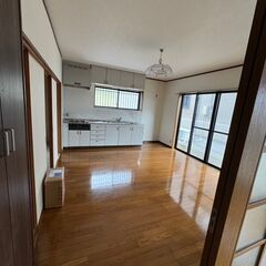 駐車場付きの戸建て！敷金・礼金・仲介手数料ありません！ジモティか...