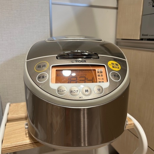 タイガー炊飯器　五号炊き