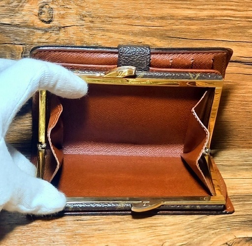 【極美品】ルイヴィトン 財布 
