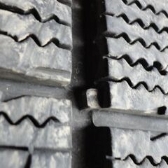 RAYSアルミホイール16インチ、スタッドレスタイヤ205/55R16(2018年製)4本セット。BRZ、86にも装着可能かと(未確認)の画像