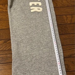 ☆未使用タグ付き☆ホリスター　スウェットパンツメンズM
の画像