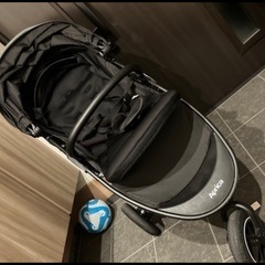 アップリカ三輪ベビーカーの画像