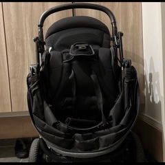 アップリカ三輪ベビーカーの画像
