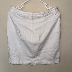 【GUESS】スカートの画像