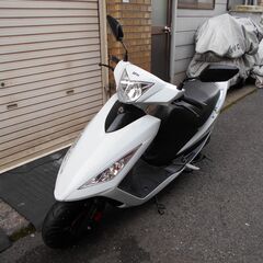SYM　GT125　4スト　走行5千キロ代　バッテリー新品　Eオイル交換済　ガソリン満タンの画像