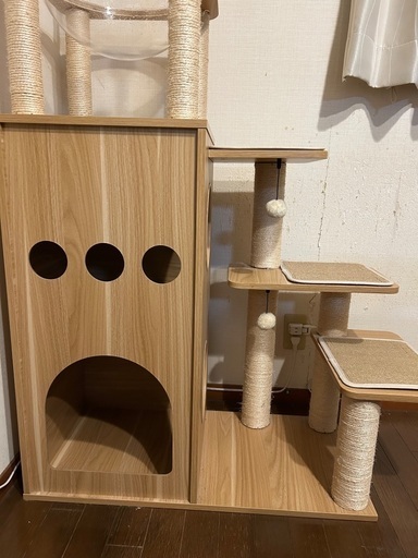 キャットタワー(ペット用品)