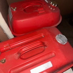 ガソリン　携行缶　20Ｌ　2つセット