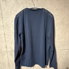 美品　PRADA 肩切返し　ロンT ポケット付　ラバーロゴ PRADA 肩切返し ロンT ポケット付 ラバーロゴ