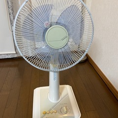 ハチミツです。昭和アンティークSANYO 扇風機 3枚羽 1977年製 SANYO（扇風機）のフリマアイテム一覧