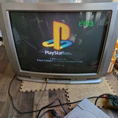 00年製、25型ブラウン管テレビ。
