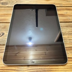 【良品】 iPad 第10世代 シルバー 64GB Wi-Fiの画像