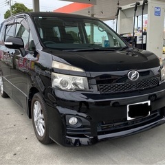 トヨタ　ヴォクシー　後期　平成24年　ＺＳ　人気のブラック　美車...