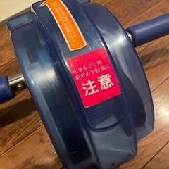 動作確認済　腹筋ローラー 4輪　リターンスライダー　スプリング内臓　クリアブルー　筋トレグッズ
の画像