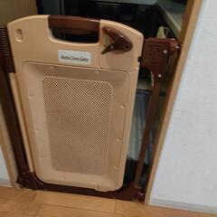 幼児用出入り防止扉