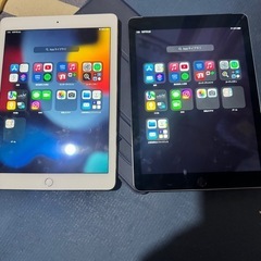 シルバーが売れました！出品急ぎ！iPad Air 2  2台セッ...