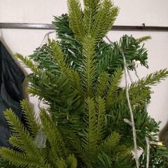 新品未使用 6フィートのクリスマスツリーの画像