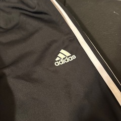 adidasパンツＭの画像