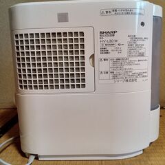 【値下げ】気化式加湿機　高濃度プラズマクラスター7000搭載　シャープ　SHARP　HV‐L30‐W＜C＞の画像