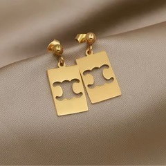 セリーヌ　CELINE ピアス　イヤリング