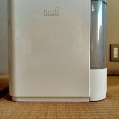 ハイブリッド式加湿器（温風気化／気化式）ダイニチ　HD‐300B（W）