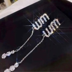 miumiu ミュウミュウ　イヤリング　ピアス　