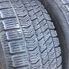 ブリヂストン　スタッドレス　VRX2 195/65R15の画像