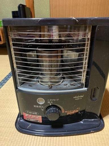 トヨトミ　石油ストーブ