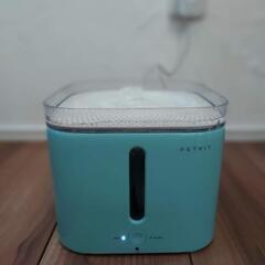 ☆差し上げます☆ペット　給水器☆Used品　通電OK