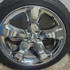 ダッジチャージャー純正245/45r20スタッドレスの画像