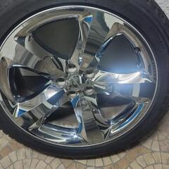 ダッジチャージャー純正245/45r20スタッドレスの画像