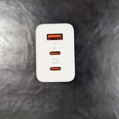 PD USB充電器　65w　未使用の画像