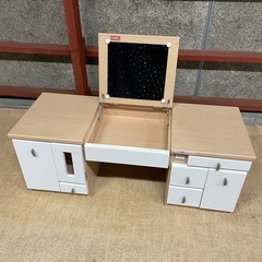 ドレッサー　ボード　収納　家具　オシャレ