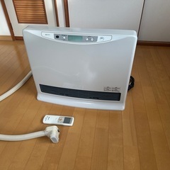 温水ルームヒーター　ノーリツ　2014年製