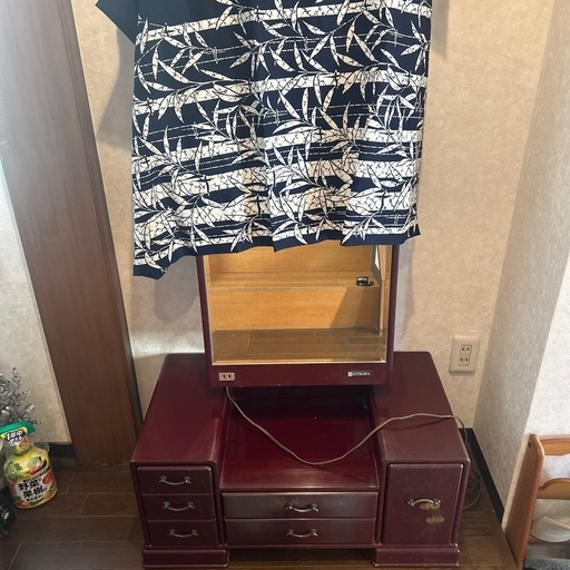 鏡台