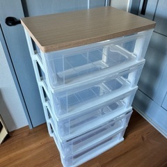 アイリスオーヤマ　プラスチックタンス　5段の画像