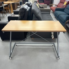 【美品‼️】ヒメプラ コンセント付きパソコンデスク システムデスク デスク 机 TDZ-1100NHの画像