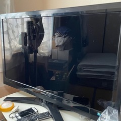 東芝　REGZA 
42型液晶テレビ　2010年製