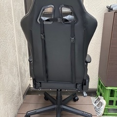 ゲーミングチェアーの画像