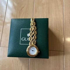 GUCCI 腕時計の画像