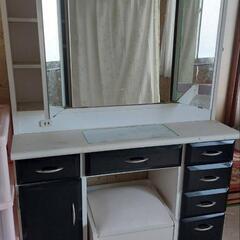 ドレッサーの画像