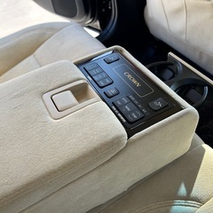 トヨタ 210系クラウン ロイヤルサルーンG 黒ブラック　ガソリンの画像