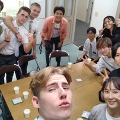 無料英会話を教えています！！